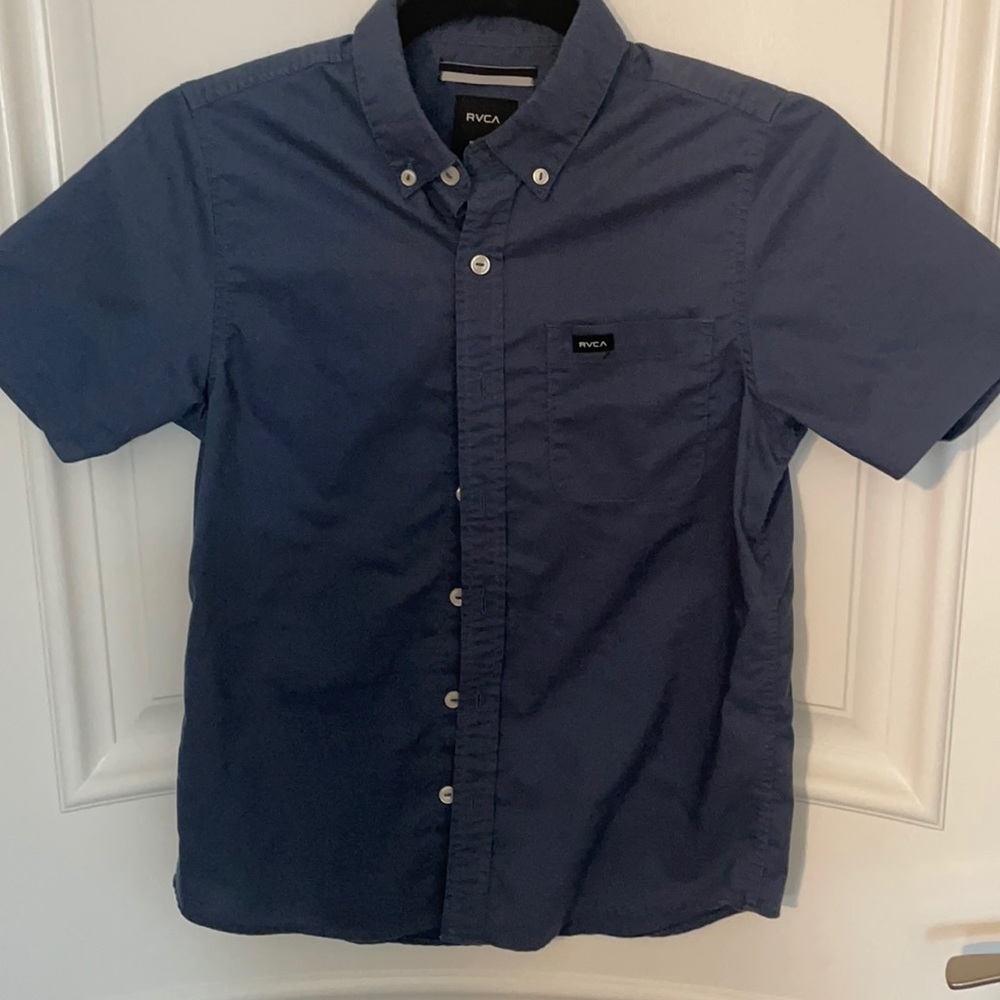 Boys RVCA blue button up shirt medium